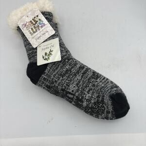 Muk Luks Cabin Socks Mens Size‎ 9 10 11 L XL Black White 1 Pair Jojoba Oil Treat